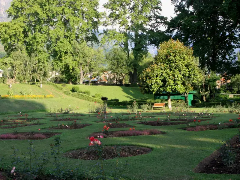 Nishant Garden-Best Places to Visit in Srinagar
